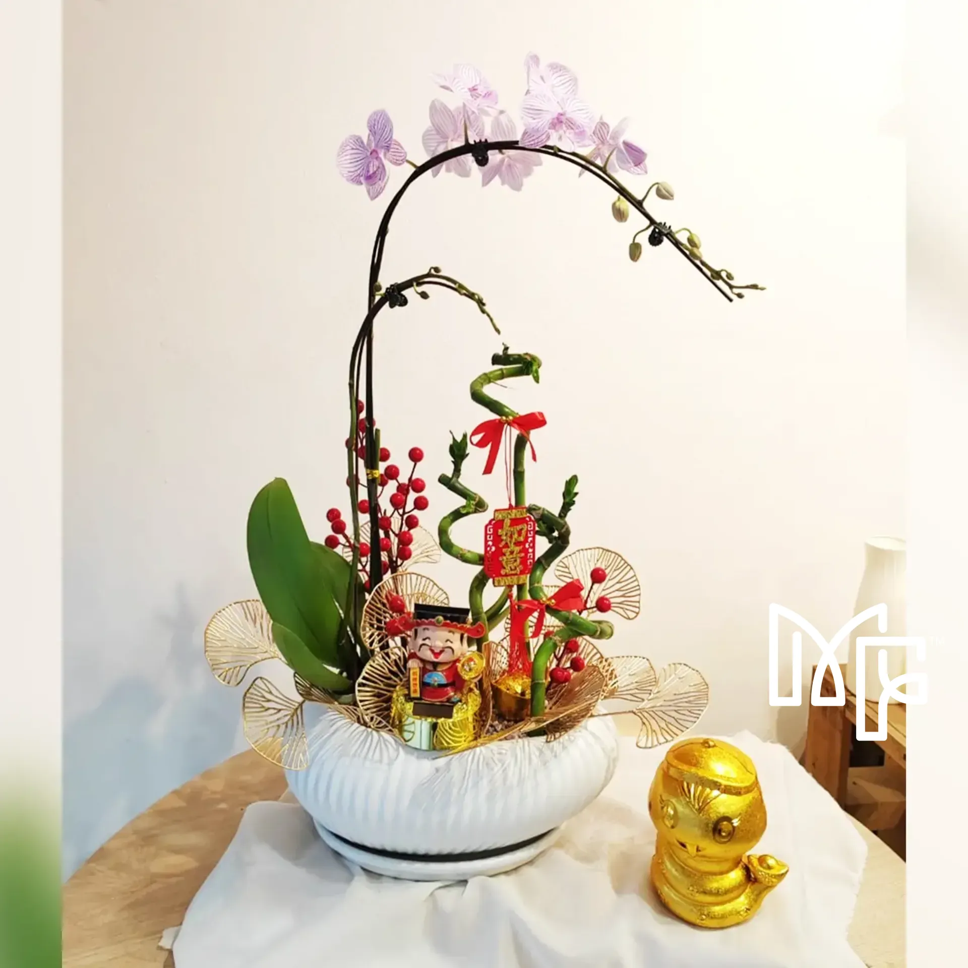 2025 Snake Year Purple-White Orchid