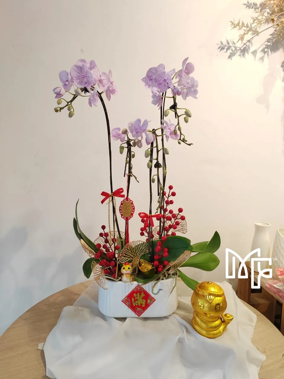 2025 Snake Year Purple-White Orchids Bliss