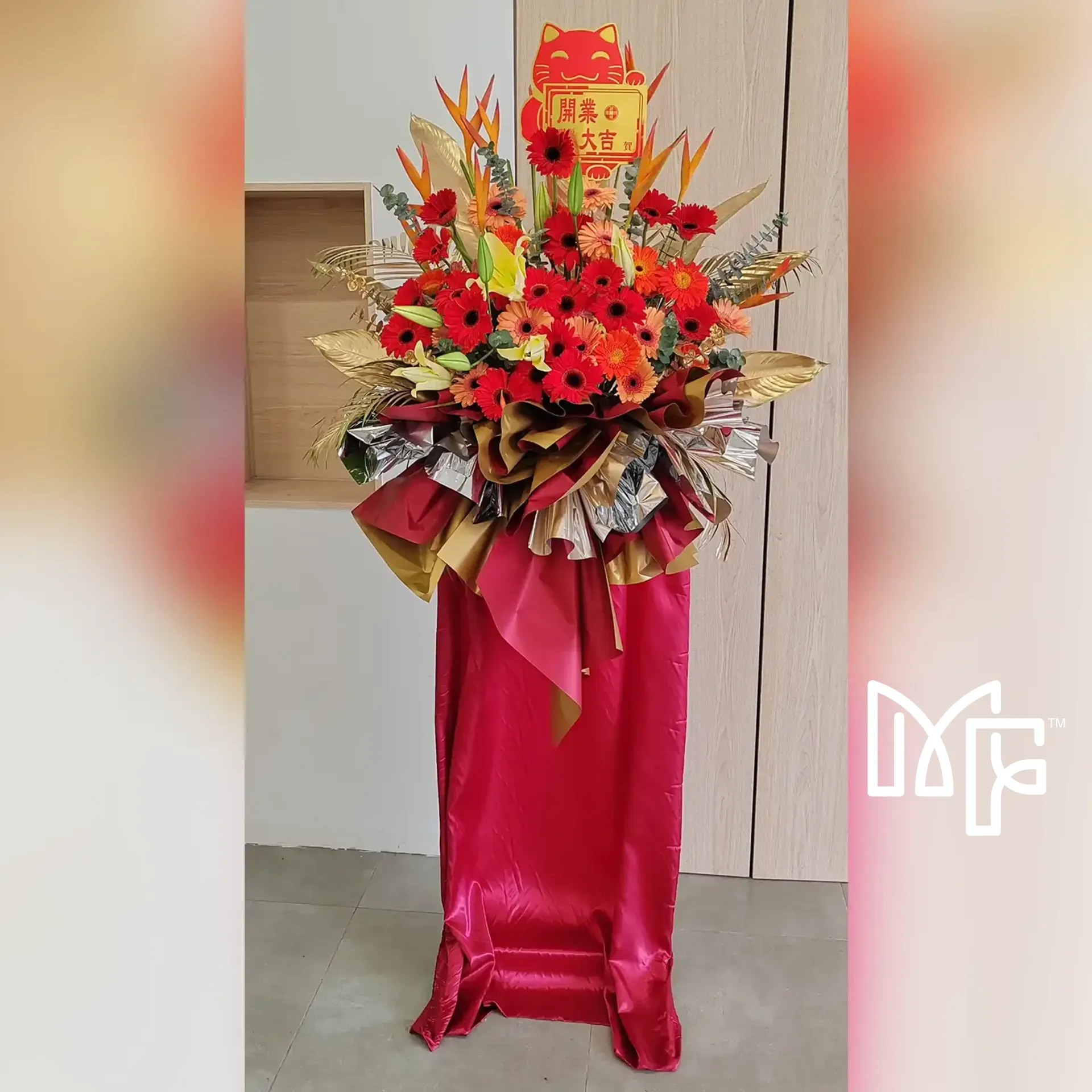 Eucalyptus Rose Stand