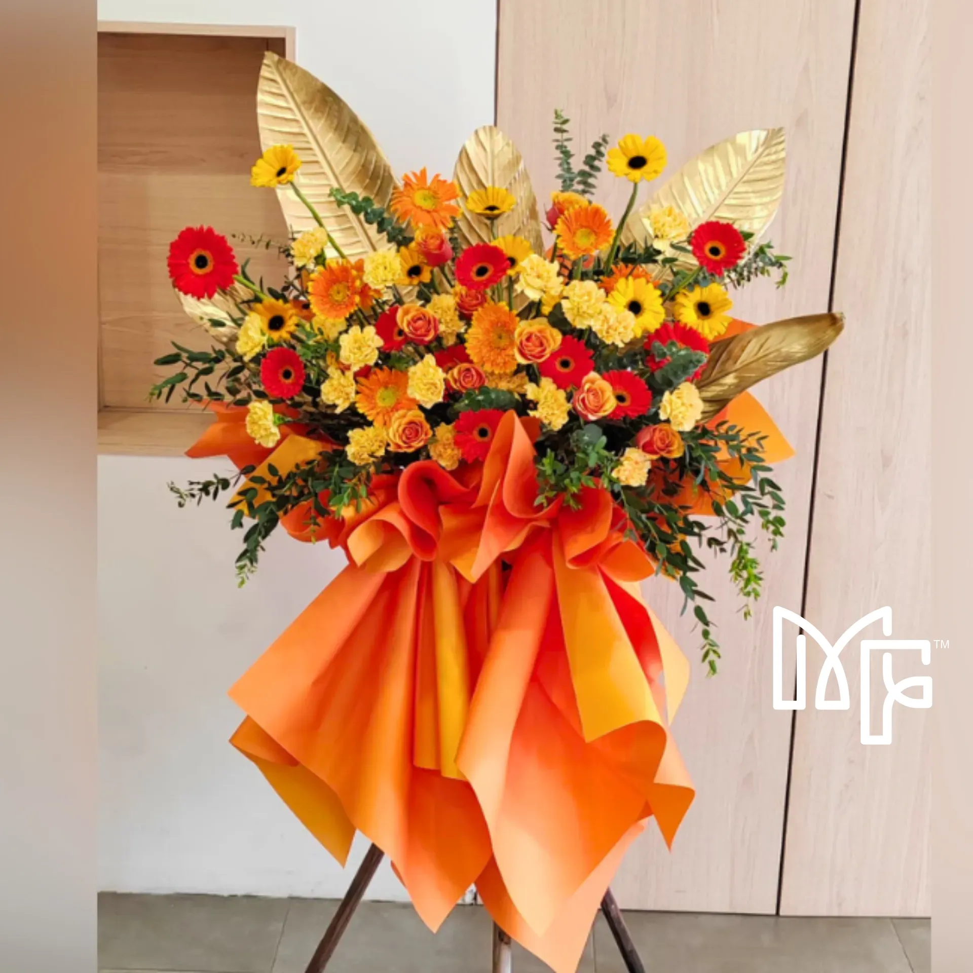Flourishing Blossom Stand