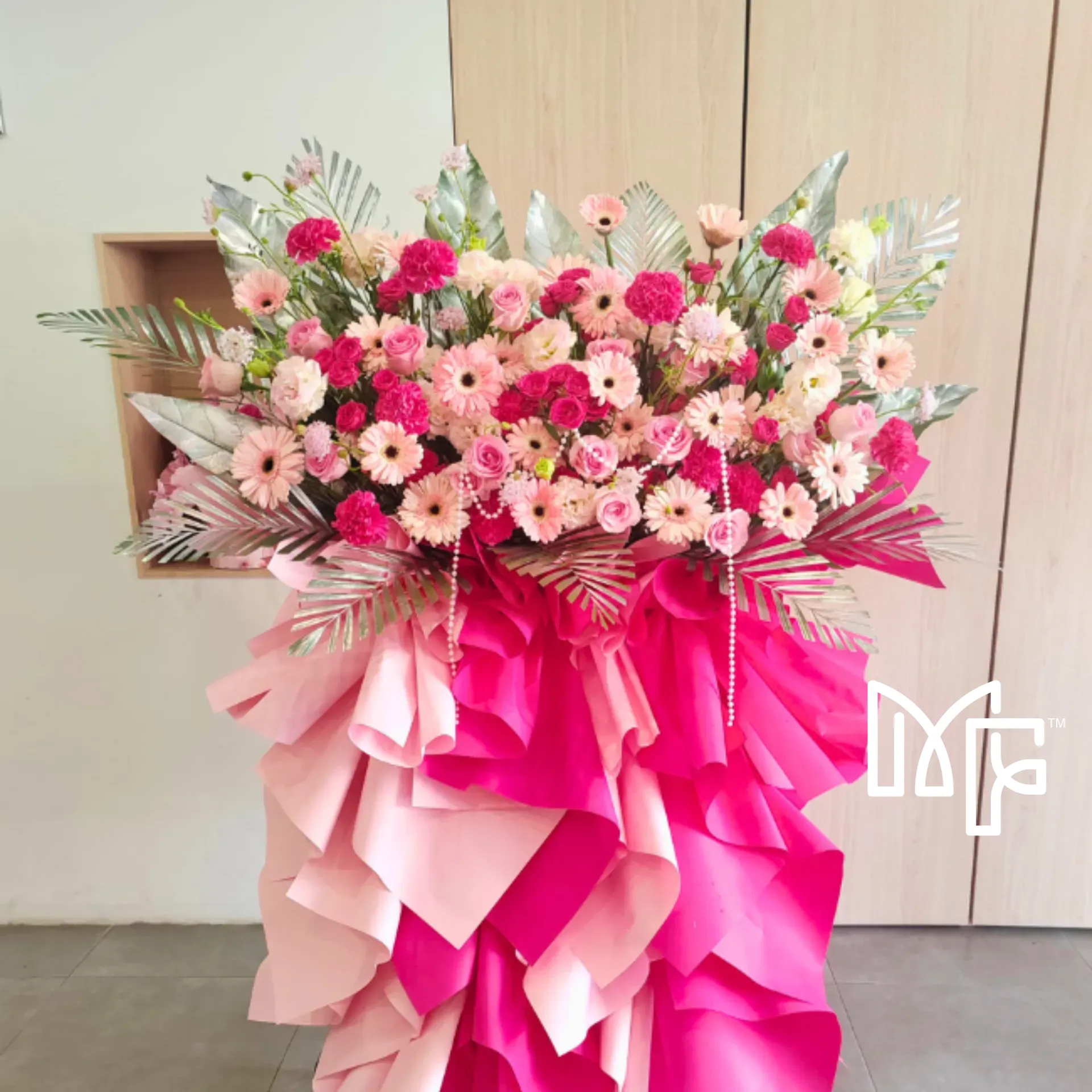 Flourishing Joy Stand