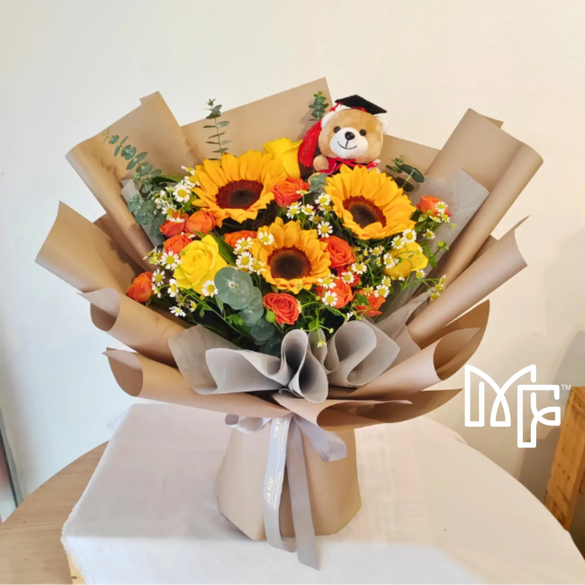 Golden Achievement Bouquet