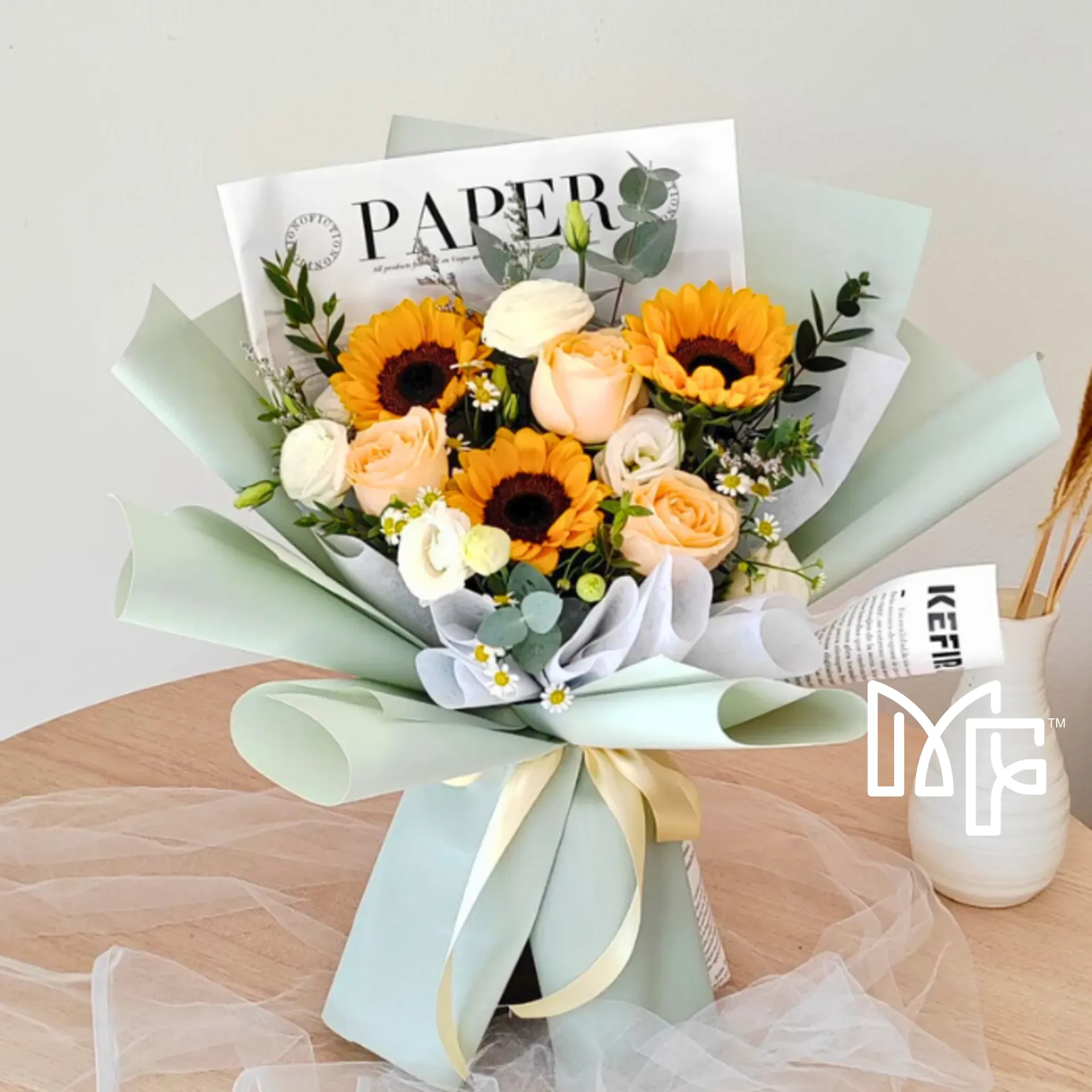 Golden Triumph Bouquet