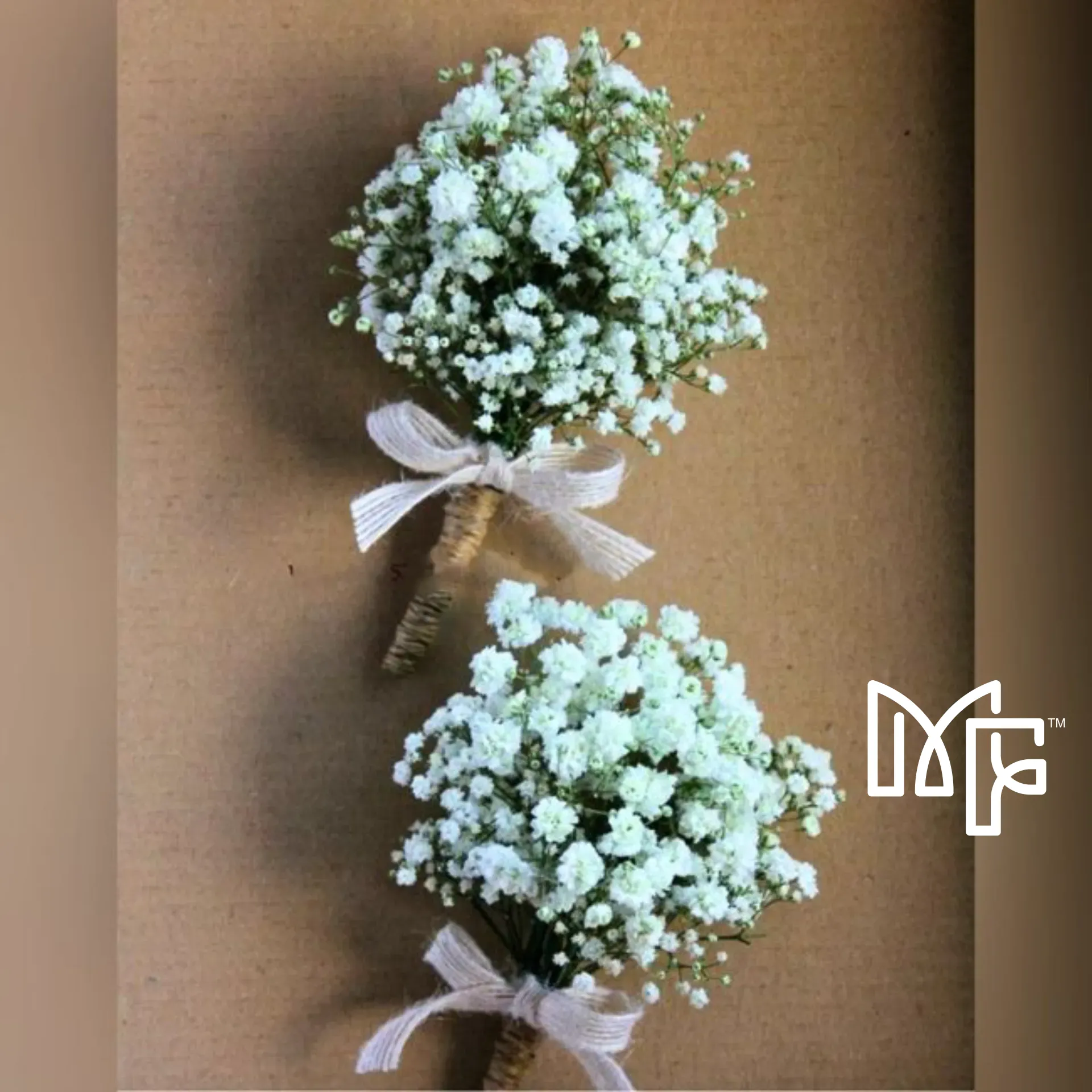 Pure Cloudy Corsage
